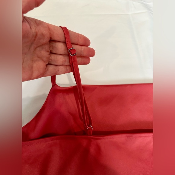 Banana Republic Factory Silky Cowl-Neck Camisole Salmon #742574 Size M EUC - Picture 6 of 12